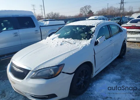 2014 Chrysler 200 Limited from USA, damaged, VIN 1C3CCBCG2EN180119